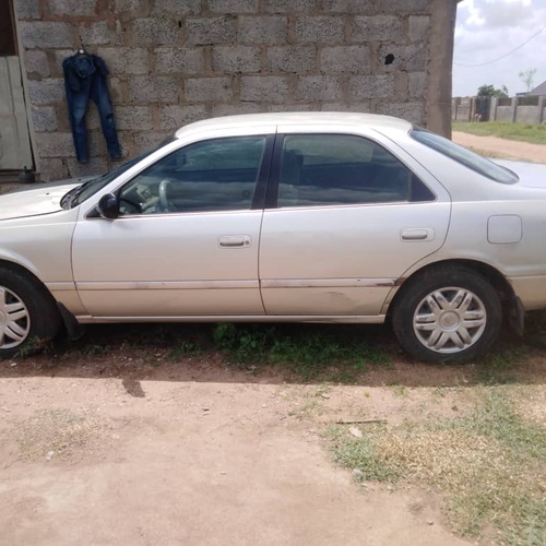 Camry SE 2001 for sale in Lugbe, Abuja