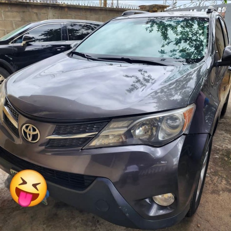 Nigerian Used Toyota RAV4 XLE 2013 in Surulere Lagos image