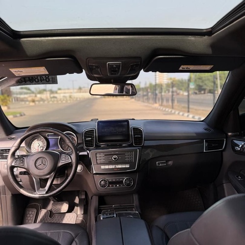 Mercedes Benz GLE350