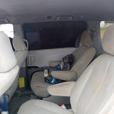 Nigerian used Toyota Sienna 2011 model for sale in lagos.