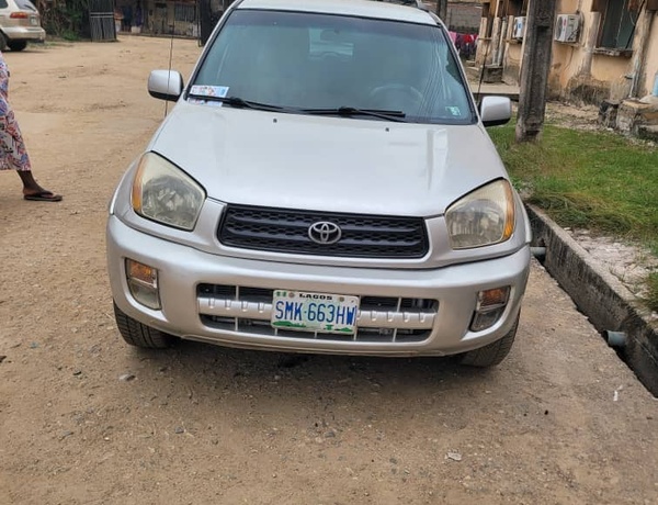 Nigerian used Toyota Rav4 2004 on sale in Ojo, Lagos State
