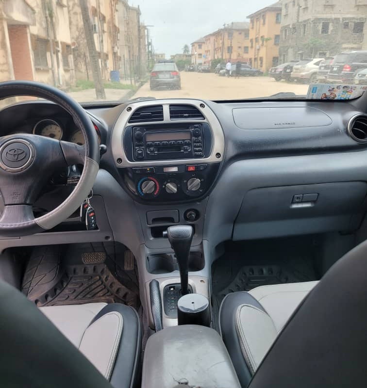 Nigerian used Toyota Rav4 2004 on sale in Ojo, Lagos State image