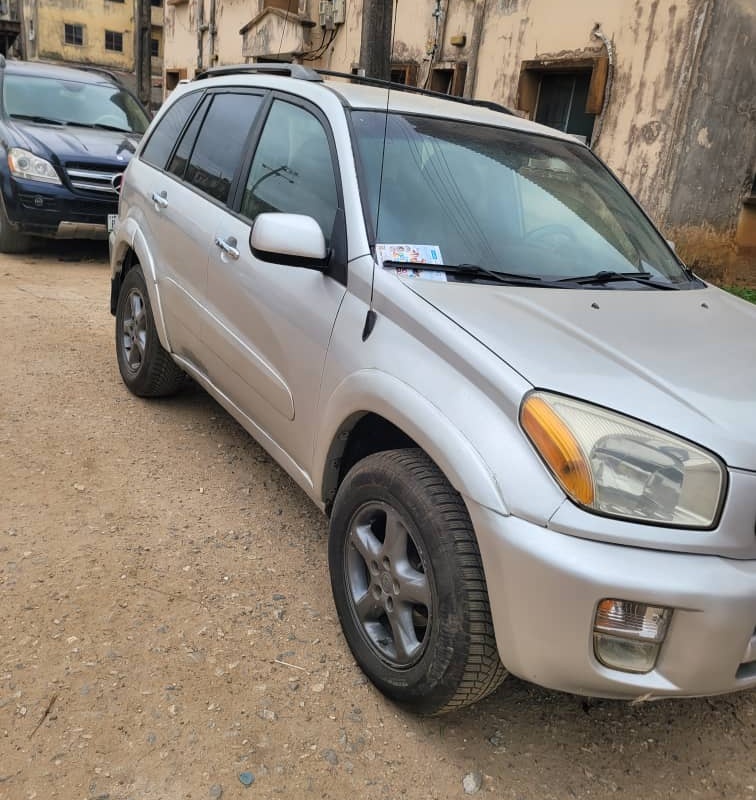 Nigerian used Toyota Rav4 2004 on sale in Ojo, Lagos State image