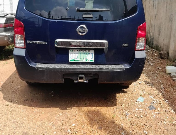 Nissan Pathfinder 2006 model for sale in Epe Lagos state