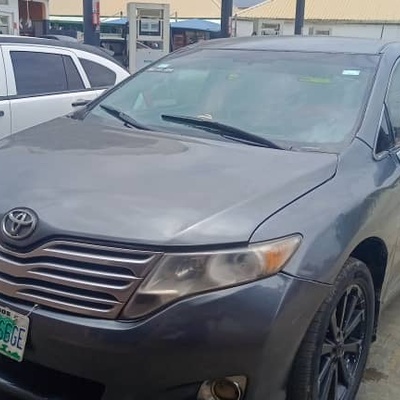 Nigerian Used Toyota venza 2010 in ikorodu Lagos state