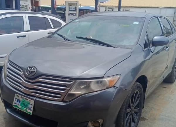 Nigerian Used Toyota venza 2010 in ikorodu Lagos state