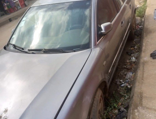 Volkswagen Passat V6 automatic in good working conditions