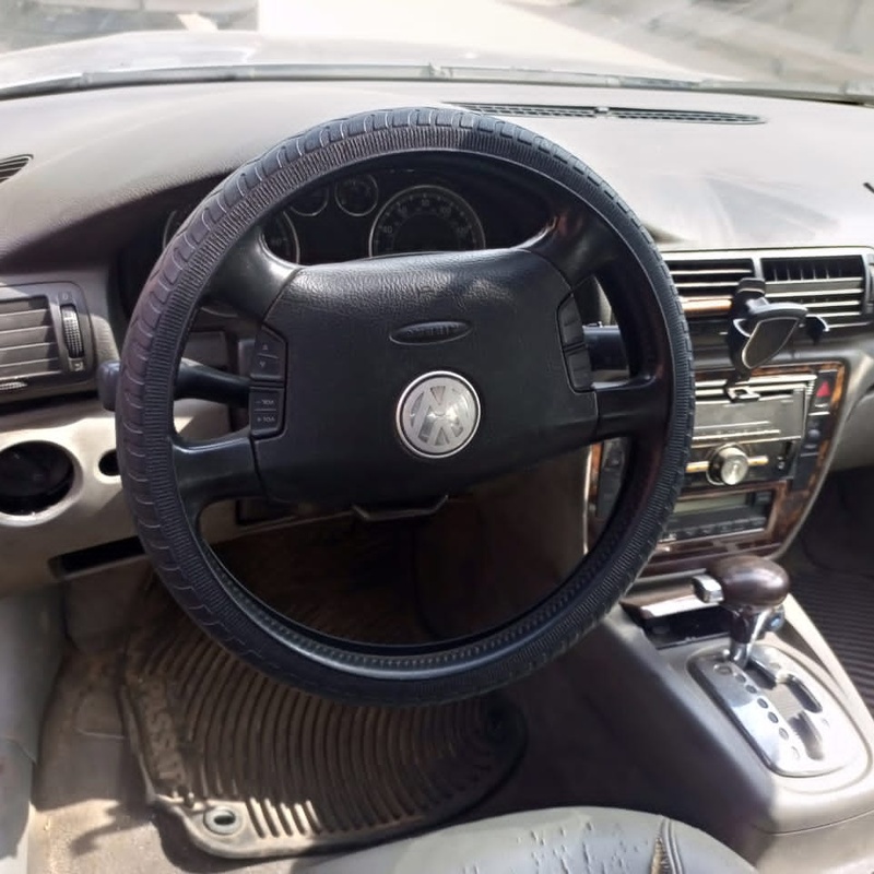 Volkswagen Passat V6 automatic in good working conditions image
