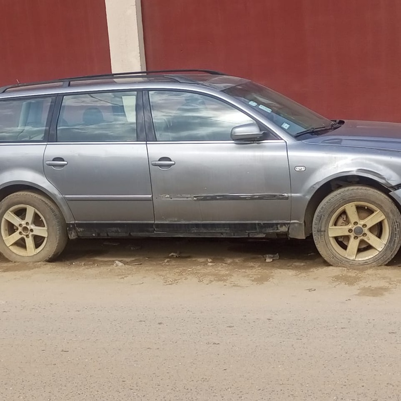 Volkswagen Passat V6 automatic in good working conditions image