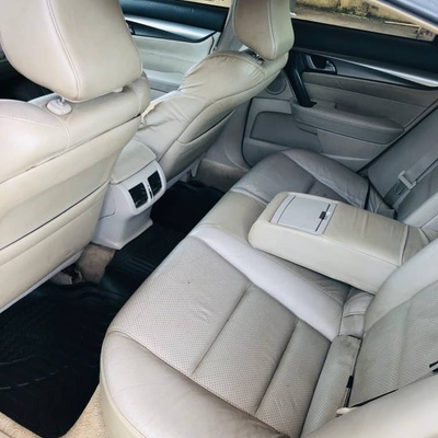 Nigerian used Acura TL 09/10 for sale in APO, Abuja