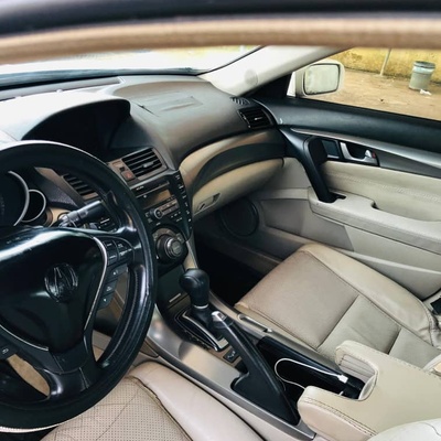 Nigerian used Acura TL 09/10 for sale in APO, Abuja