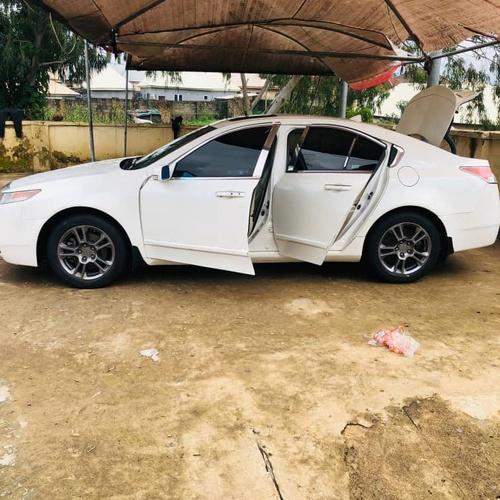 Nigerian used Acura TL 09/10 for sale in APO, Abuja