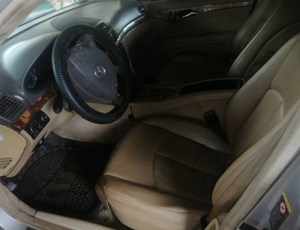 Mercedes Benz E Class  2005 Model for sale in Ìlọrin, Kwara