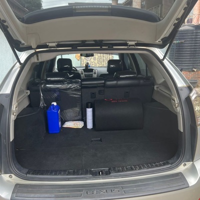 A Lexus Rx330 2006 for sale in Mowe, ogun state