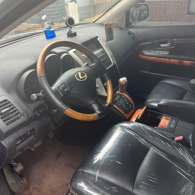 A Lexus Rx330 2006 for sale in Mowe, ogun state