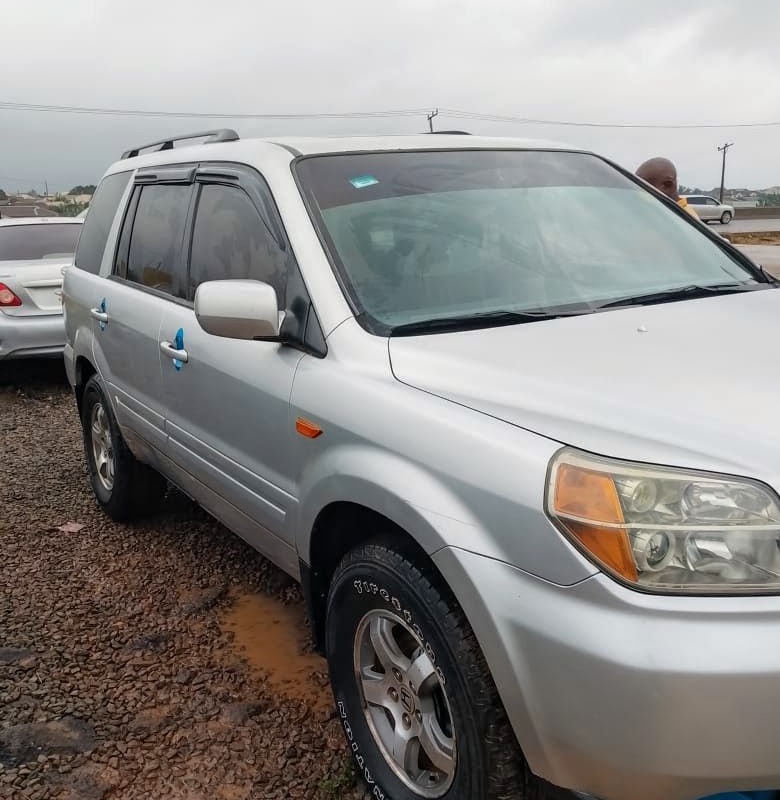 Nigerian used Honda pilot 2006 in Mowe, Ogun state image