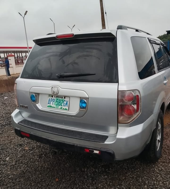 Nigerian used Honda pilot 2006 in Mowe, Ogun state image