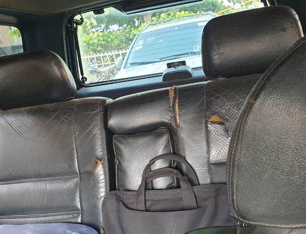Nissan Pathfinder 2000 model for sale in Lagos state