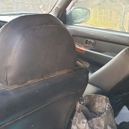 Nissan Pathfinder 2000 model for sale in Lagos state