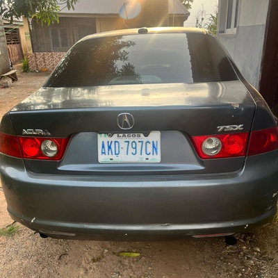 Acura TSX 2006 for sale in Jubilation comfort estate Abuja.