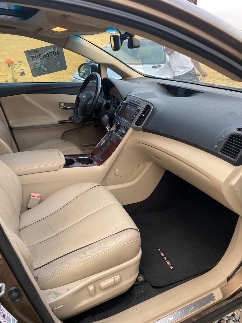 Car Image 6