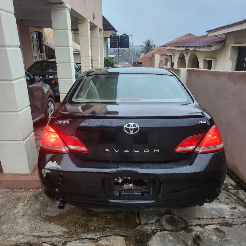 A Toyota Avalon, 2008 model for sale in Osogbo, Osun state image