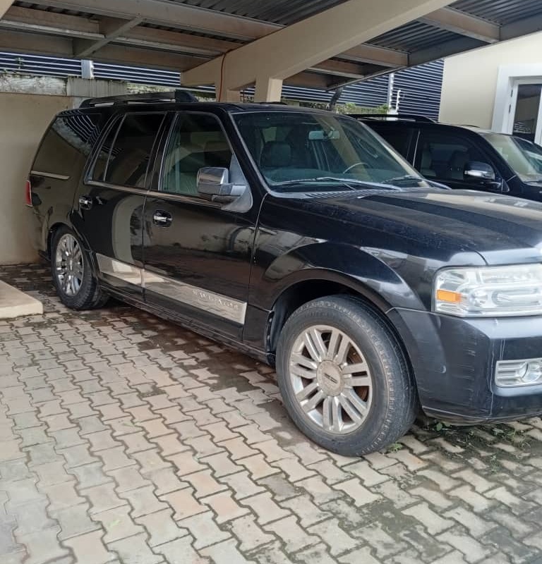 2009 Model Lincoln Navigator for Sale In Abuja image