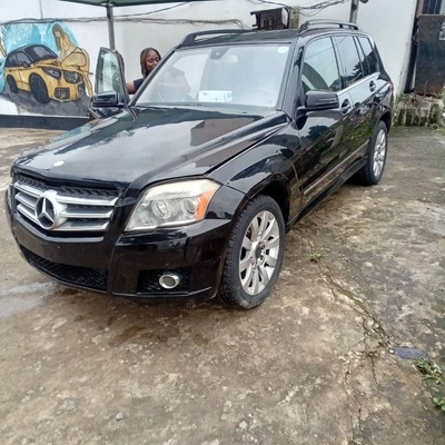 2011 Model Mercedes Benz GLK 350 for Sale In Abuja