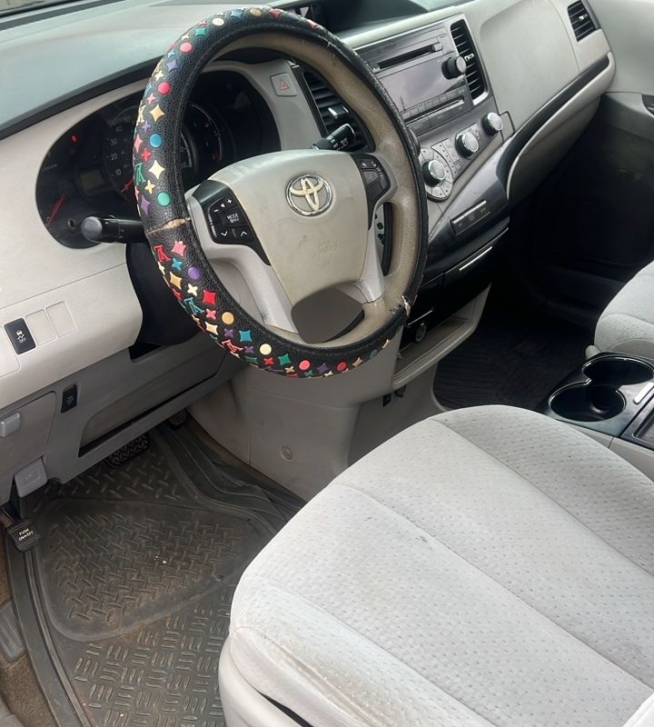TOYOTA SIENNA 2012  FOR SALE IN LAGOS image