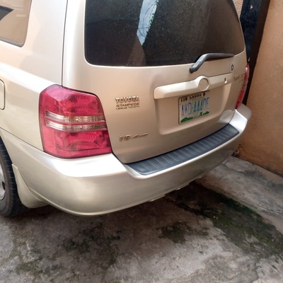Nigerian used Toyota Highlander 2002 for sale in Ikosi-Ketu