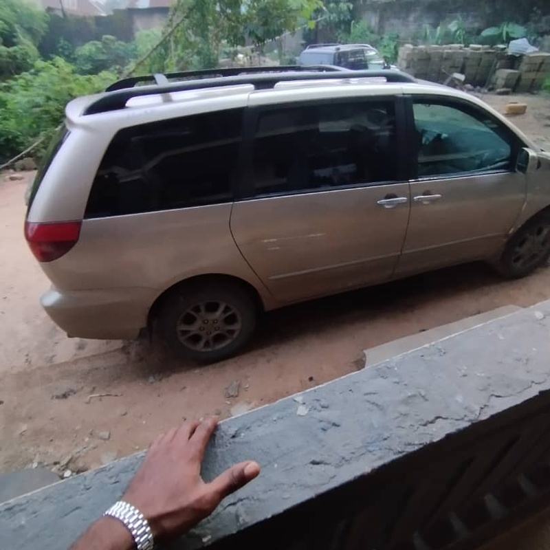 A 2006 Sienna LE AWD for sale in Aba, Abia state image