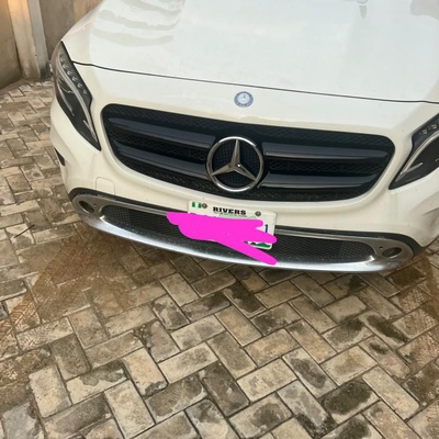A Mercedes Benz/2015 model for sale in warri, Delta state