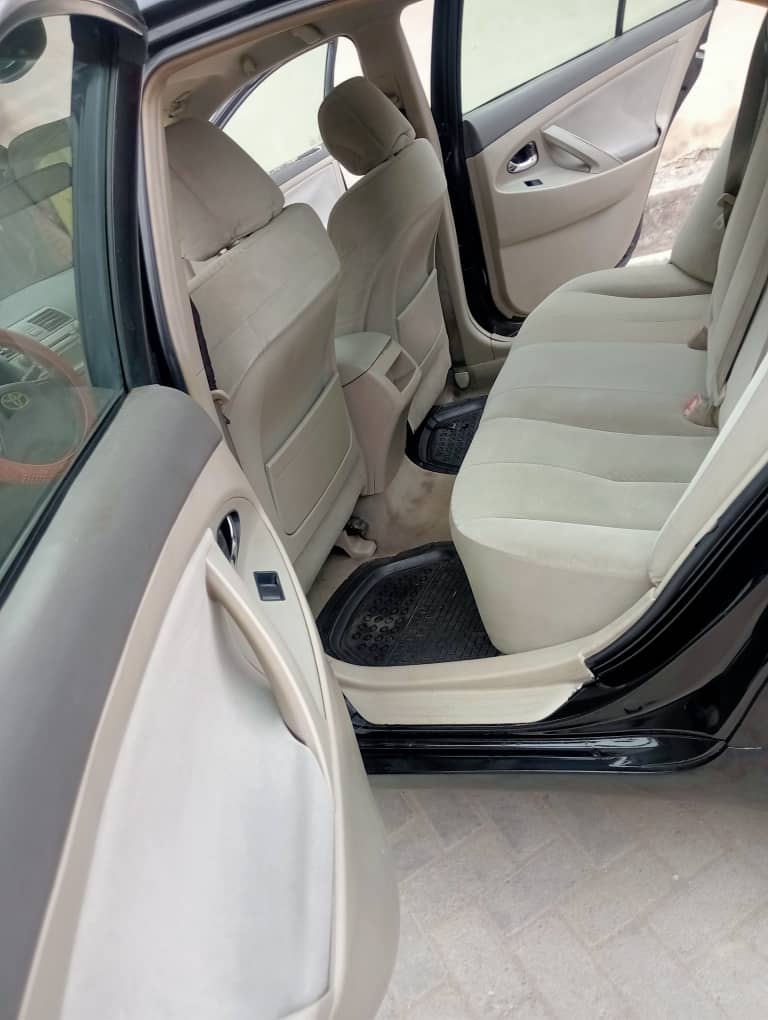 Car Image 8