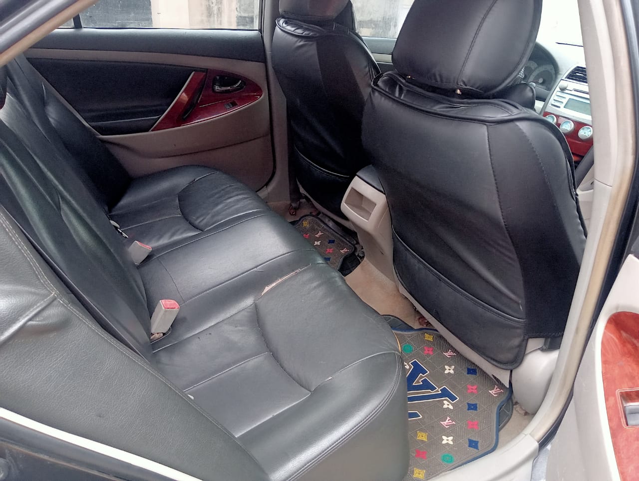 Car Image 14