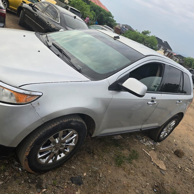 Nigerian used FORD EDGE 2011 for sale in Apo, Abuja image