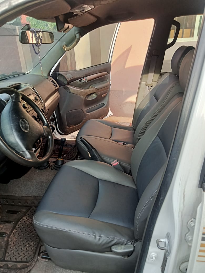 Car Image 4