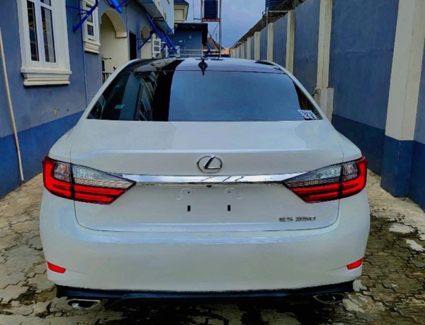Lexus ES350 2016 BELGIUM IN LAGOS