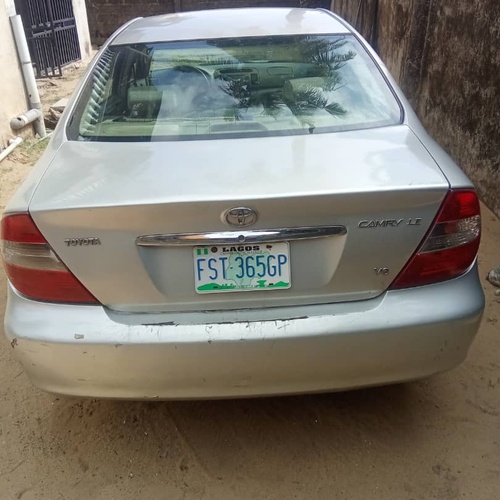 Nigerian Used Toyota Camry 2.4 2004 model in Ojo Lagos
