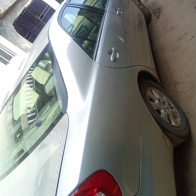 Nigerian Used Toyota Camry 2.4 2004 model in Ojo Lagos