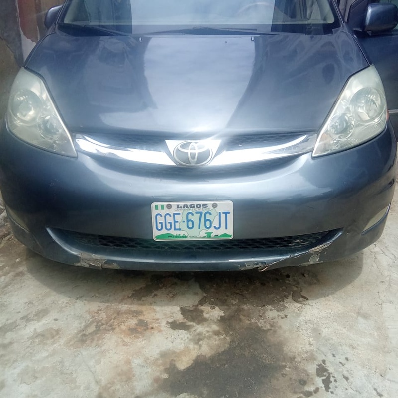 Toyota Sienna 2006 for Sale in Ojo, Lagos State image