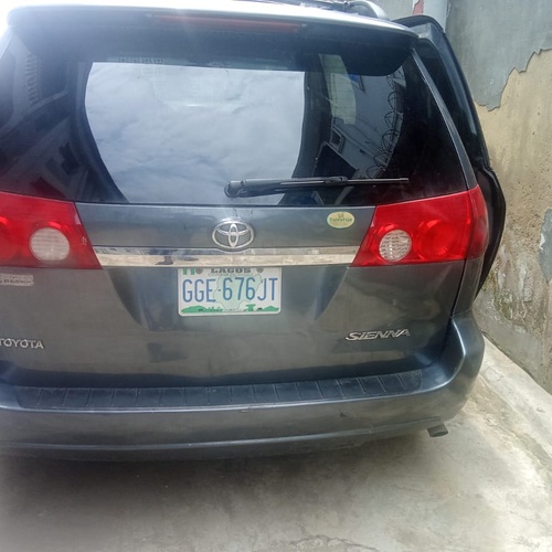 Toyota Sienna 2006 for Sale in Ojo, Lagos State
