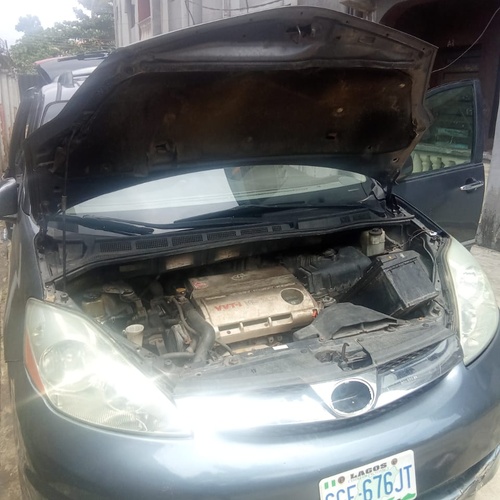 Toyota Sienna 2006 for Sale in Ojo, Lagos State