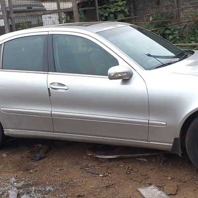 Mercedes Benz E320 2009 for Sell In Onitsha