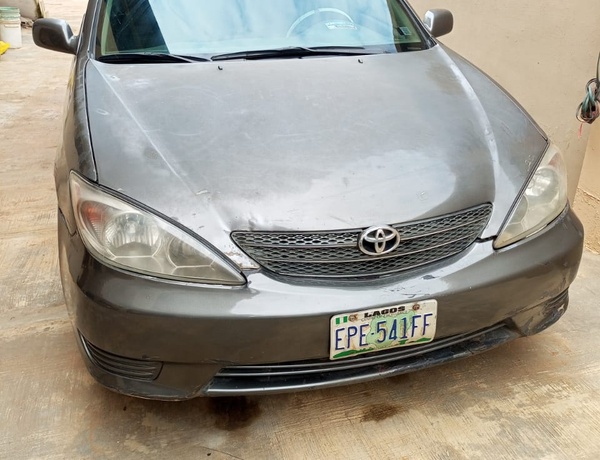 Nigerian Used Toyota Camry 2004 for sale in Mowe, Ogun