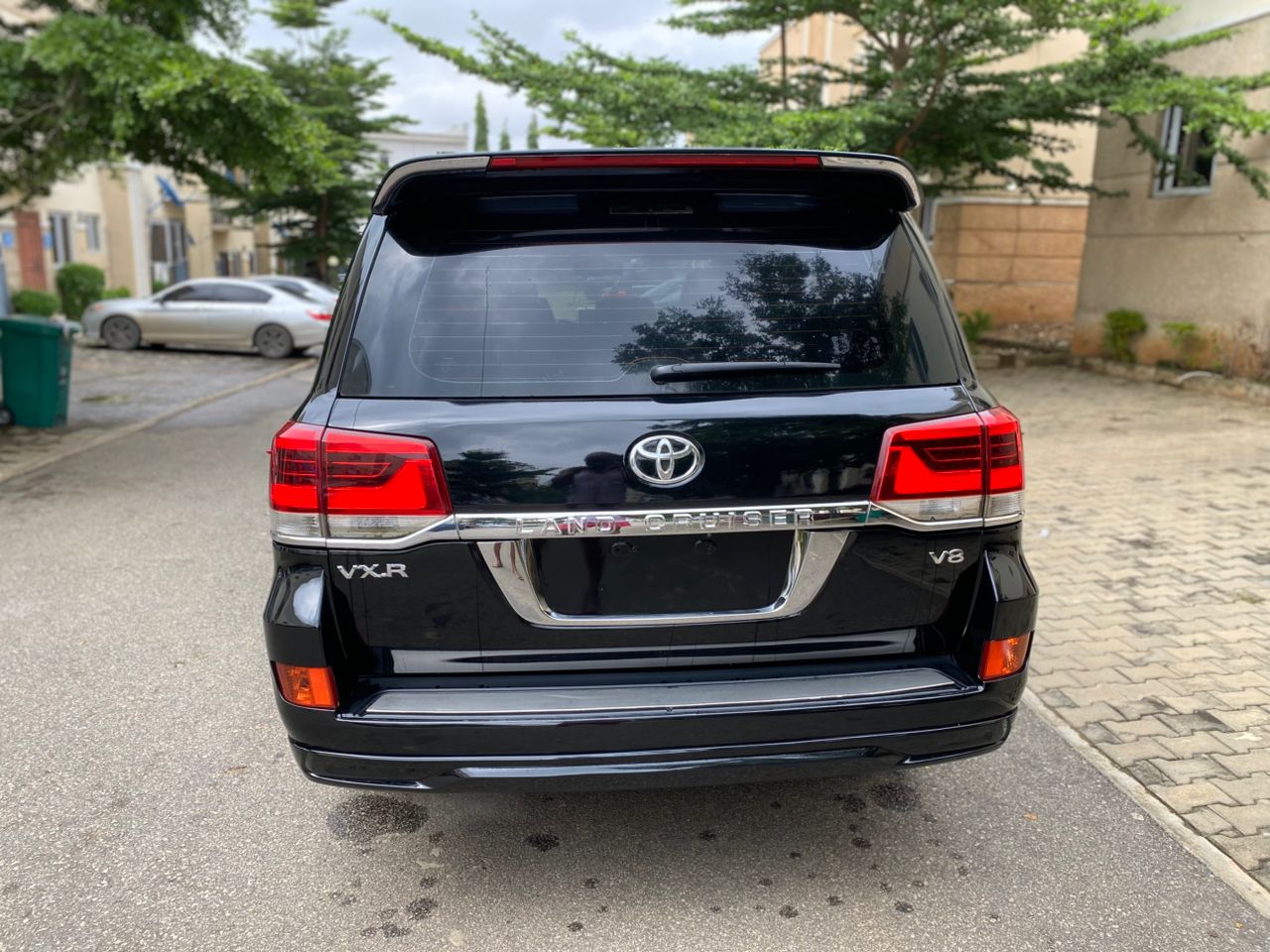 Car Image 13