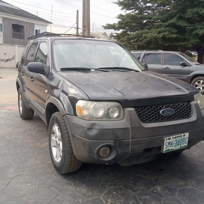 Nigerian used Ford escape XLs 2008 for sale in Ogun state