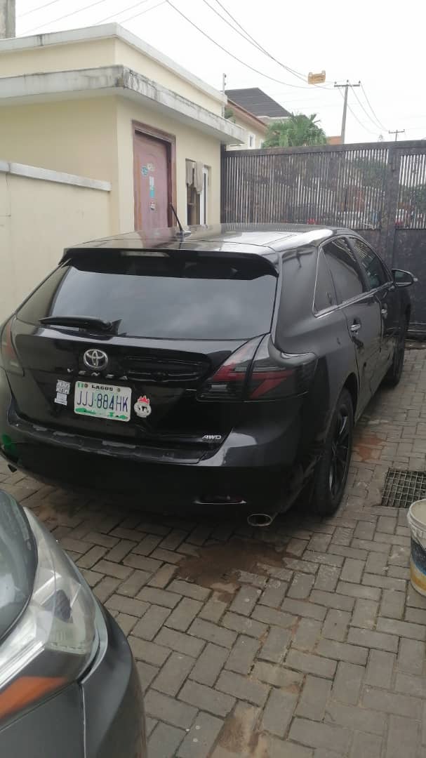 Car Image 6