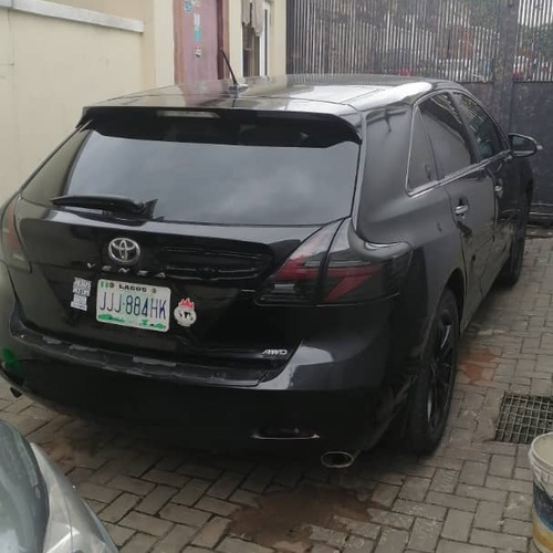 Nigerian Used Toyota venza 10 for sale in Magodo, Lagos