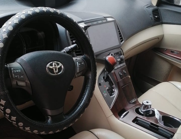 Nigerian Used Toyota venza 10 for sale in Magodo, Lagos
