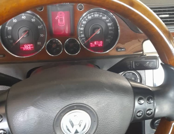 Volkswagen Passat in Lagos